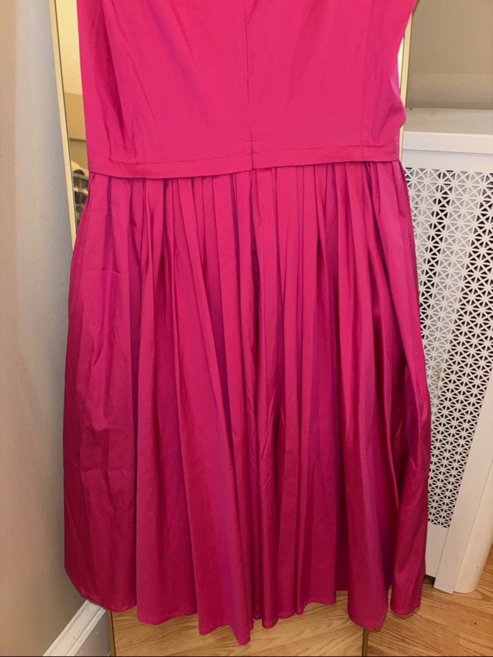 ‘S Max Mara Bright Fuchsia Sleeveless Pleated Dress - Picture 6 of 8